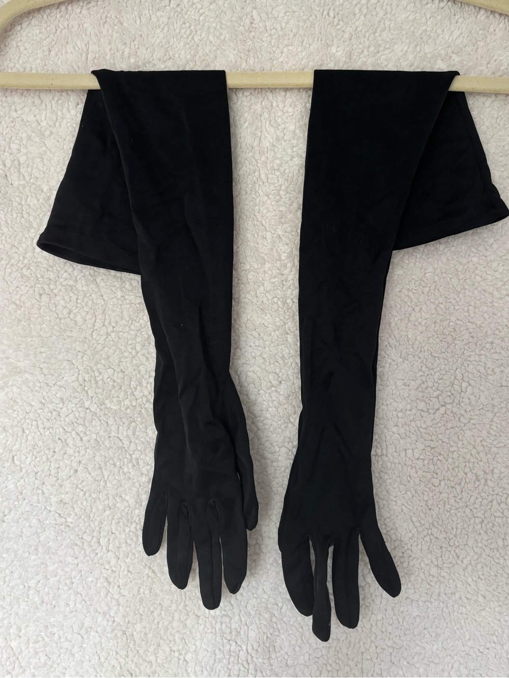 Black Long Above-the-Elbow Women’s Gloves – Costume, Formal, Halloween